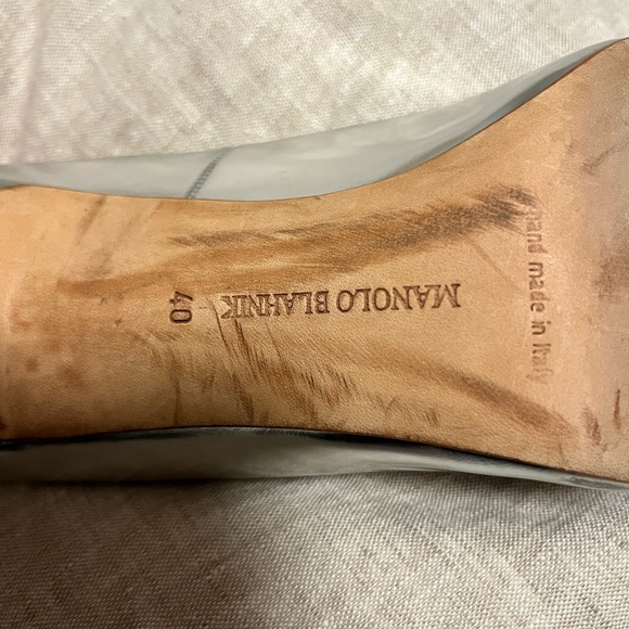 Manolo Blahnik Classic Platinum shoes, Women’s Euro 40, US 9, perfect condition! - Picture 8 of 11